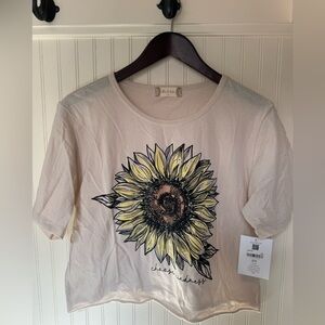 Altar’d State Choose Kindness Cropped Tee Shirt Women’s Small NWT